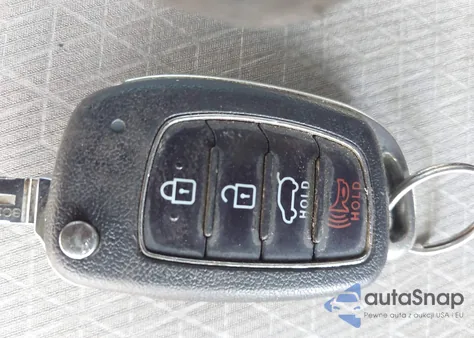 2016 Hyundai Tucson Se z USA, uszkodzony, nr VIN KM8J3CA4XGU076757